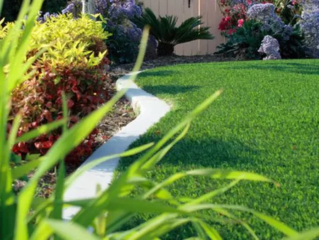 نماذج من منتجاتنا تعشيب ملاعب الهوكي